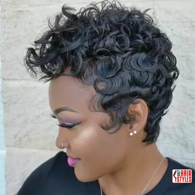 Short Afro with Waves | 20 Chic Short Hairstyles For Thick Wavy Hair