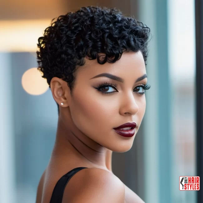 18.&nbsp;Short Black Curls | 33 Hottest Short Hairstyles For Black Women