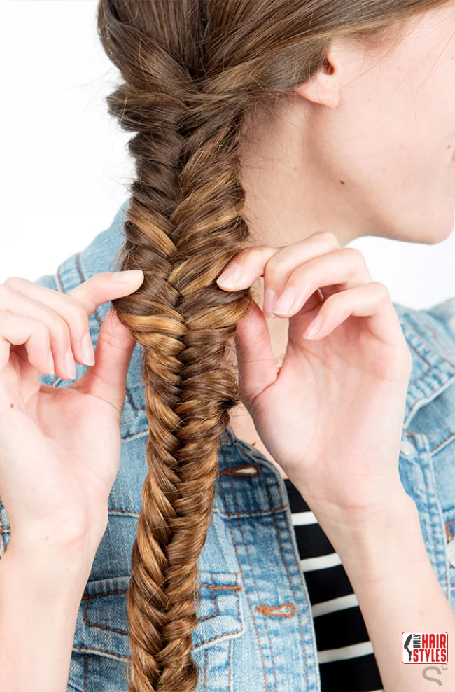 15. Herringbone Braid | 30 Different Types Of Braids With Inspirational Examples