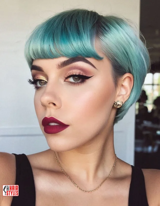 7. Pixie Bob Hybrid | 15 Long Pixie Hairstyles For Round Faces